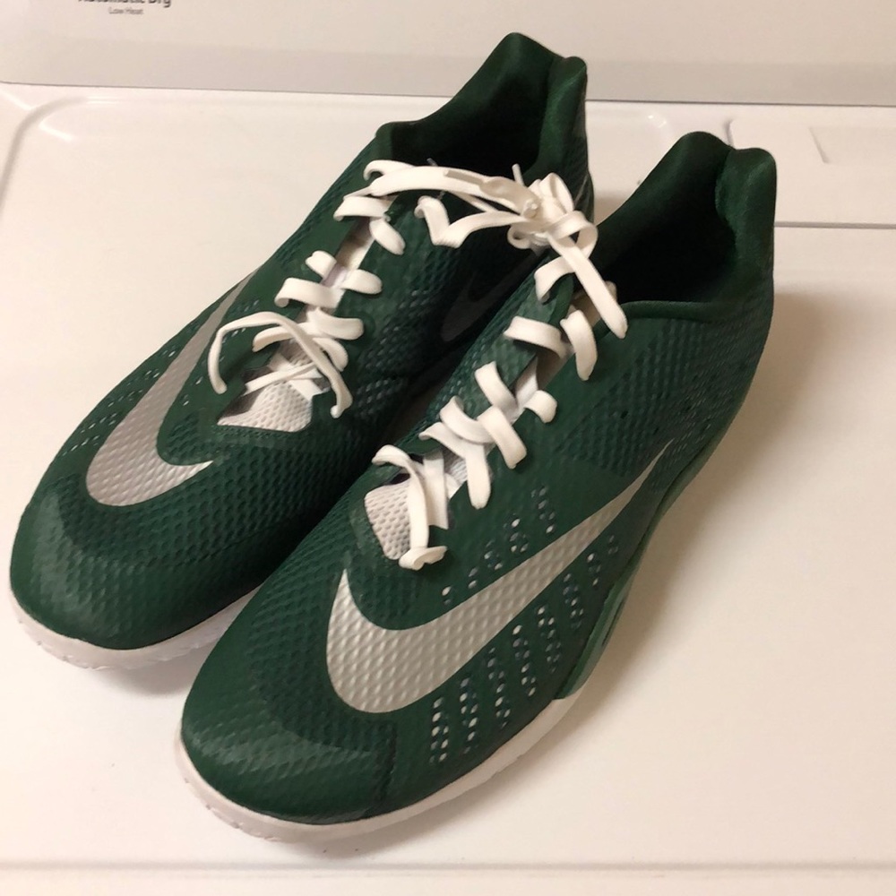 Nike Hyperlive TB low top Basketball Shoe Sz18 NEW